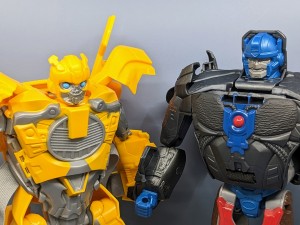 Transformers News: Video Review for Rise of the Beasts Transforming Bumblebee and Optimus Primal Masks