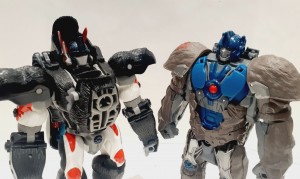 Transformers News: Rise of the Beasts Smash and Change Optimus Primal Review and Japanese Commercial