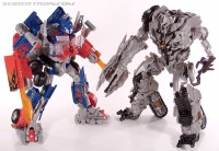 Transformers News: Good Versus Evil, Leader Class Optimus Prime and Megatron Galleries Online