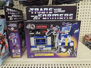 Transformers News: 40th Anniversary G1 Soundwave and Blaster Reissues Found at Canadian Walmarts