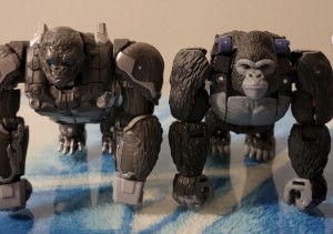 Transformers News: More In Hand Images of Voyager Optimus Primal from ROTB Mainline