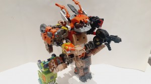 Transformers News: With Legacy Road Pig Out, the Junkasaurus Combiner can now be Completed