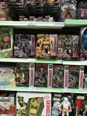 Transformers: The Last Knight Toys Sighted in Italy