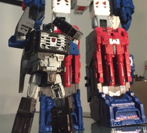 Transformers News: Transformers Titans Return Fortress Maximus In-Hand