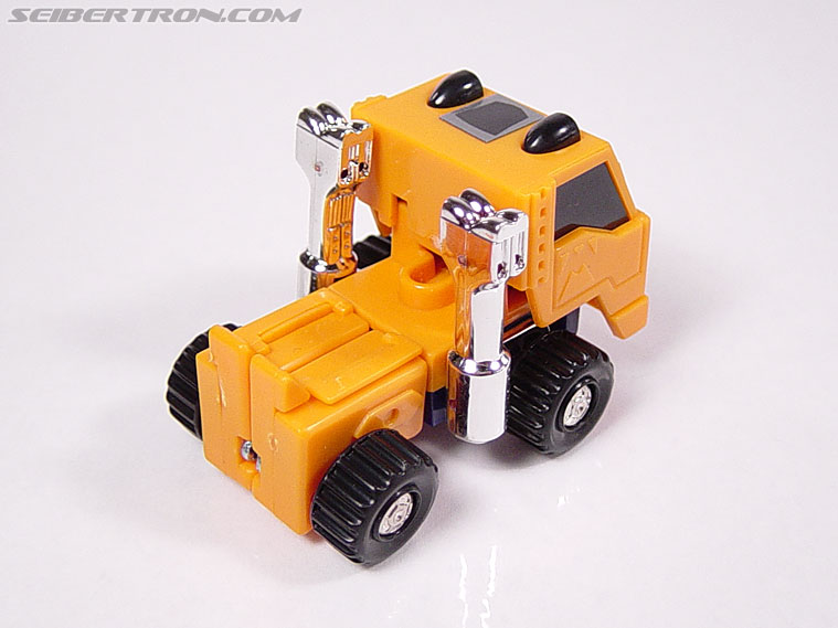 Transformers G1 1984 Huffer (Drag)  (Reissue) (Image #8 of 33)