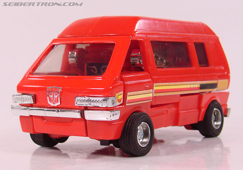 Transformers G1 1984 Ironhide (Image #11 of 116)