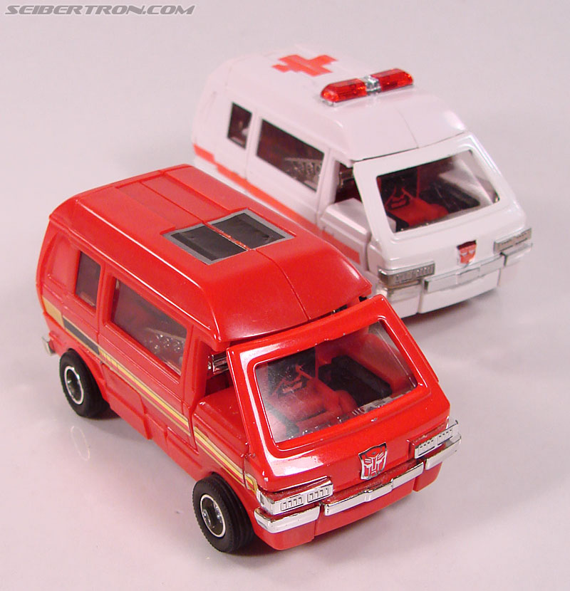 Transformers G1 1984 Ironhide (Image #18 of 116)
