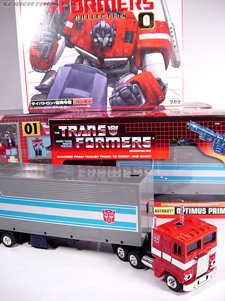 Transformers G1 1984 Optimus Prime (Convoy)  (Reissue) (Image #1 of 83)