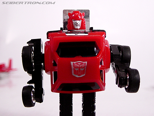 Transformers G1 1984 Cliffjumper (Cliff) (Image #19 of 37)