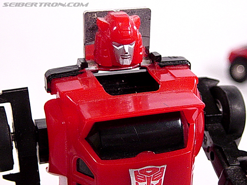 Transformers G1 1984 Cliffjumper (Cliff) (Image #22 of 37)