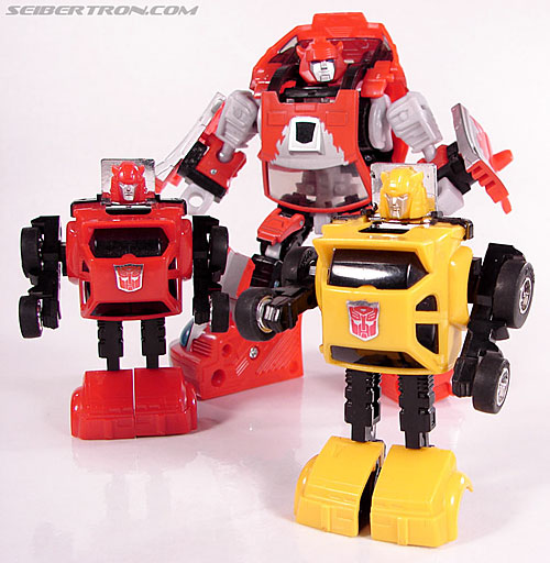 Transformers G1 1984 Cliffjumper (Cliff) (Image #52 of 57)