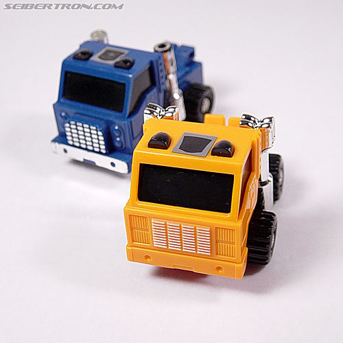 Transformers G1 1984 Huffer (Drag)  (Reissue) (Image #15 of 33)