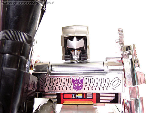 Transformers G1 1984 Megatron (Reissue) Toy Gallery (Image #58 of 69)