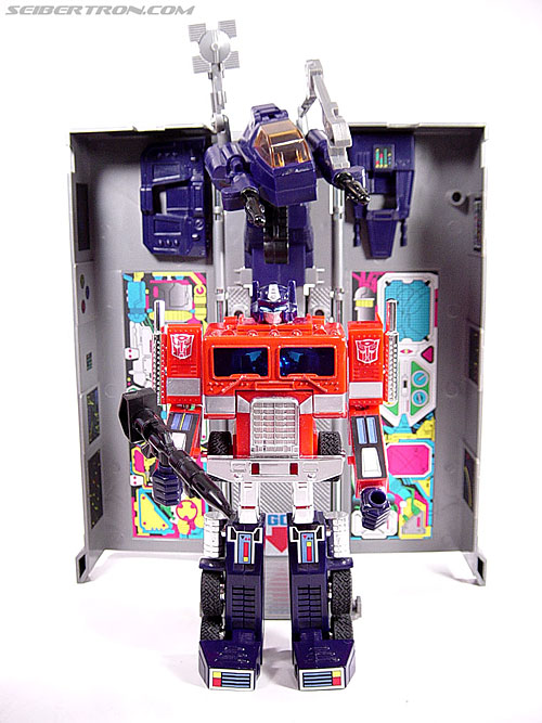 Transformers G1 1984 Optimus Prime (Convoy)  (Reissue) (Image #59 of 83)