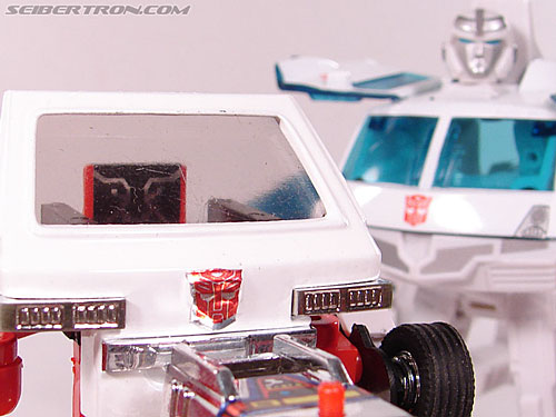 Transformers G1 1984 Ratchet (Image #145 of 146)