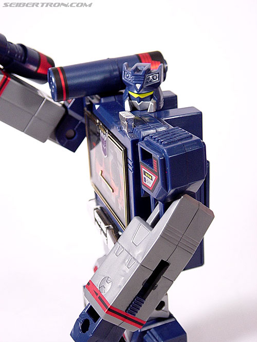 Transformers G1 1984 Soundwave (Reissue) (Image #20 of 44)