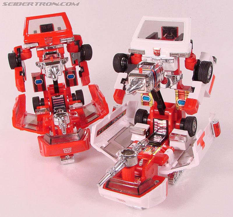 Transformers G1 1984 Ratchet (Image #138 of 146)