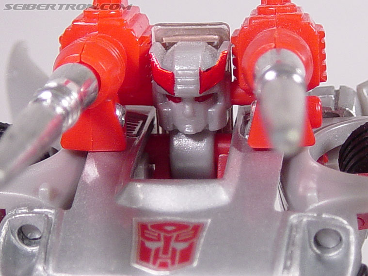 Transformers G1 1984 Bluestreak (Silverstreak) (Streak)  (Reissue) (Image #37 of 49)