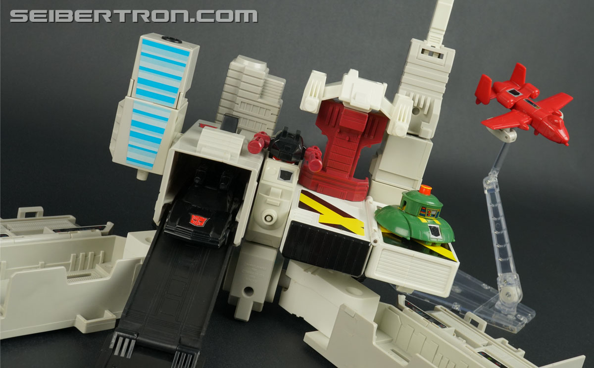Transformers G1 1986 Metroplex (Metroflex) (Image #57 of 278)