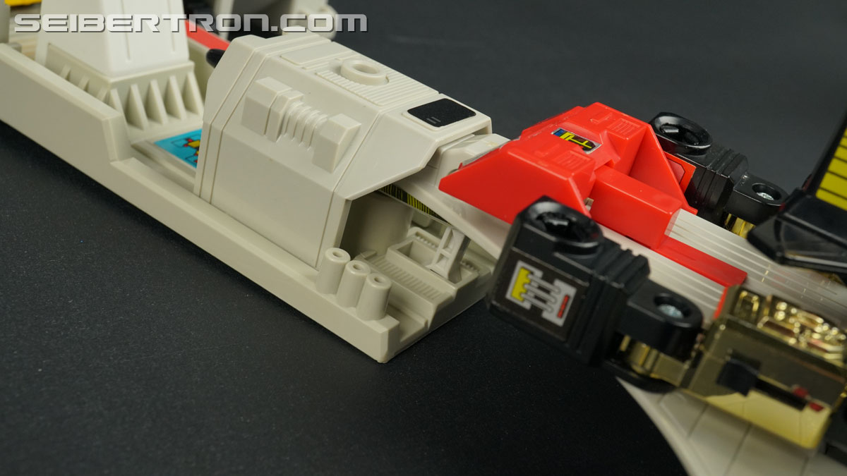 Transformers G1 1986 Metroplex (Metroflex) (Image #65 of 278)