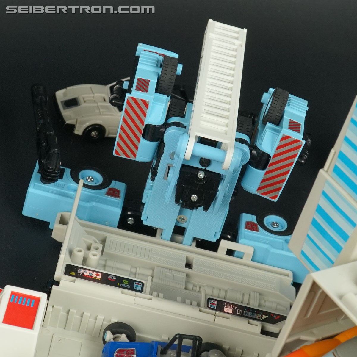 Transformers G1 1986 Metroplex (Metroflex) (Image #100 of 278)