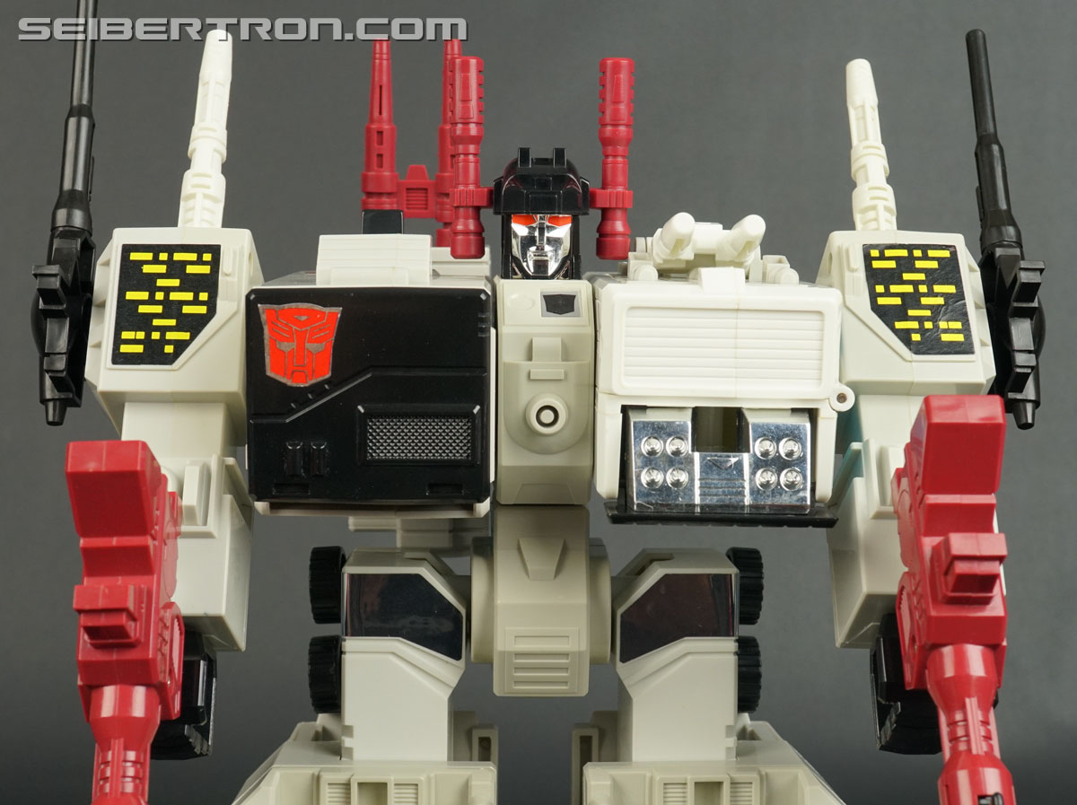 Transformers G1 1986 Metroplex (Metroflex) (Image #141 of 278)