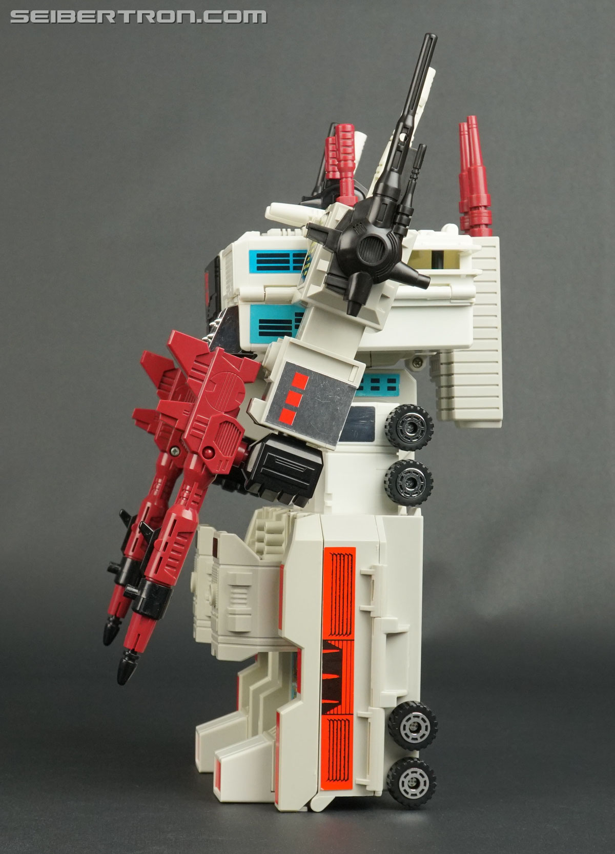 Transformers G1 1986 Metroplex (Metroflex) (Image #158 of 278)