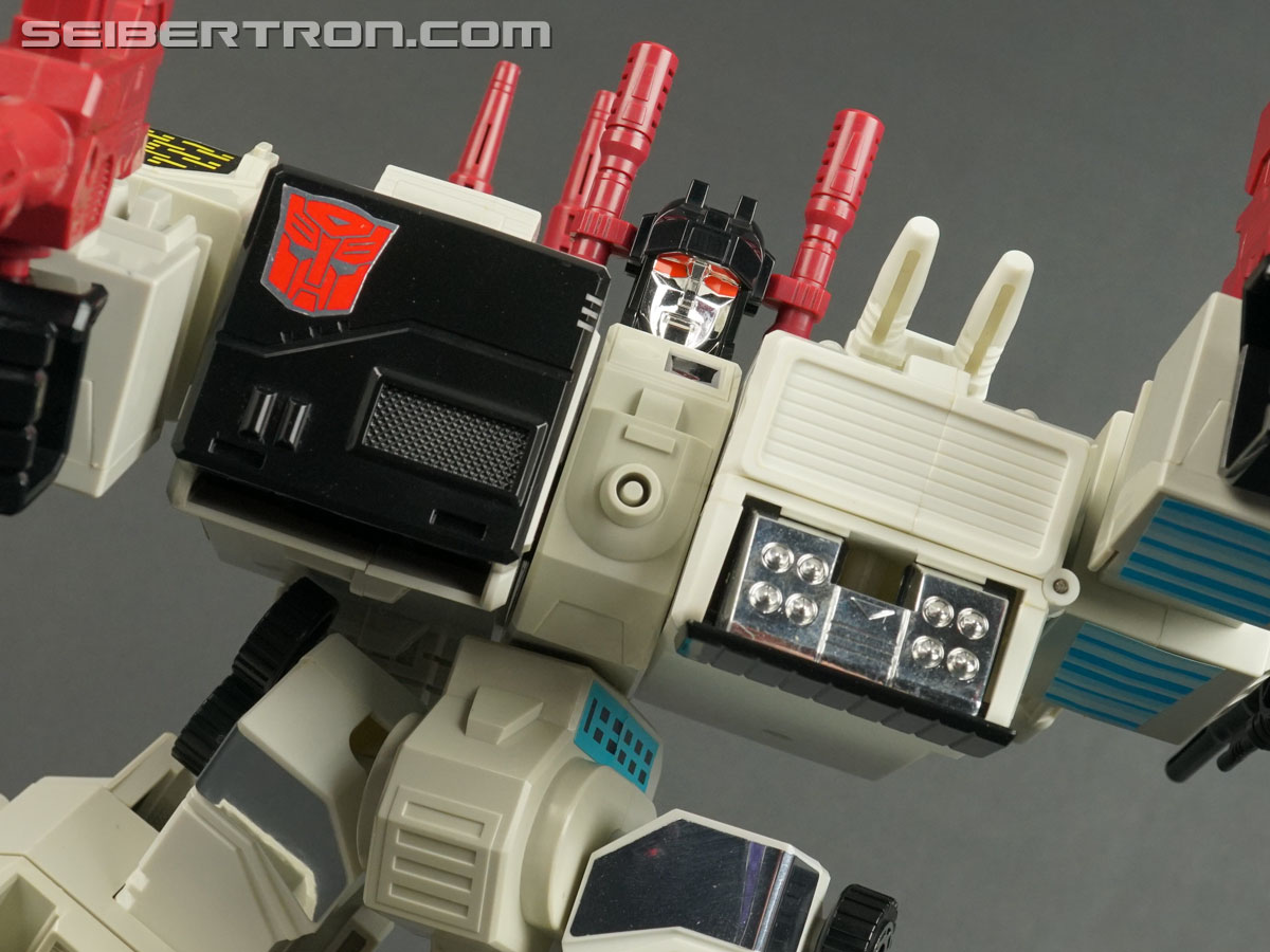 Transformers G1 1986 Metroplex (Metroflex) (Image #194 of 278)