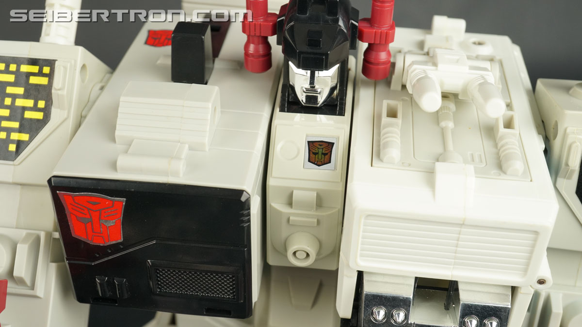 Transformers G1 1986 Metroplex (Metroflex) (Image #216 of 278)