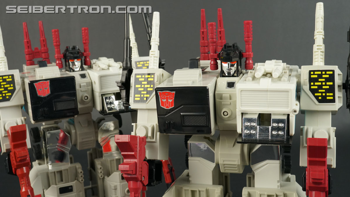 Transformers G1 1986 Metroplex (Metroflex) (Image #245 of 278)