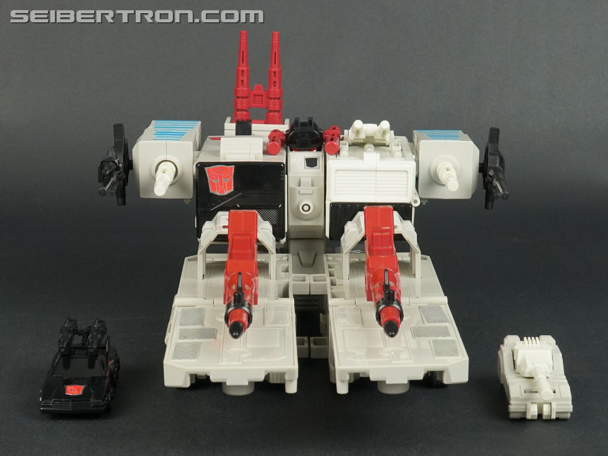 Transformers G1 1986 Metroplex (Metroflex) (Image #1 of 97)