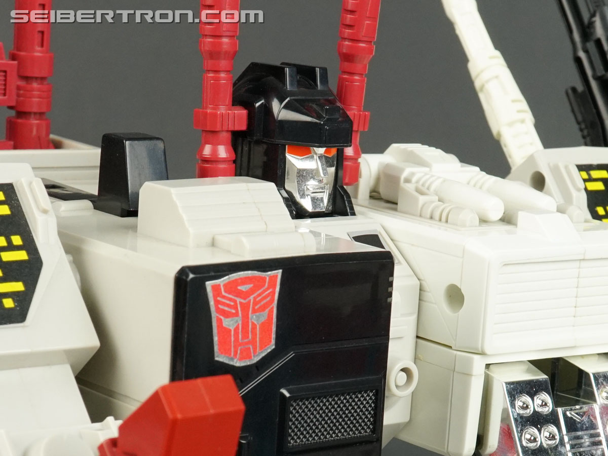 Transformers G1 1986 Metroplex (Metroflex) (Image #51 of 97)