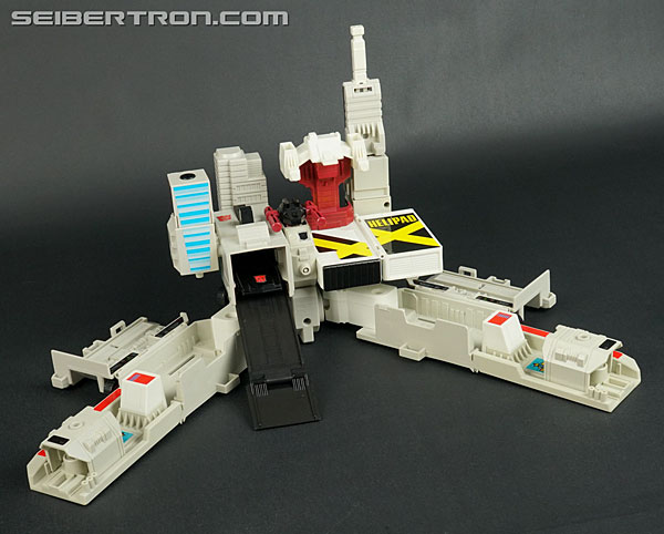 Transformers G1 1986 Metroplex (Metroflex) (Image #31 of 278)