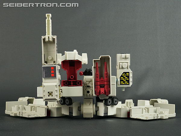 Transformers G1 1986 Metroplex (Metroflex) (Image #35 of 278)
