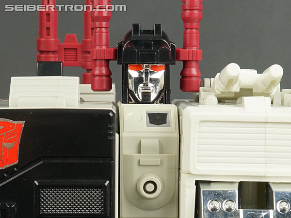 Transformers G1 1986 Metroplex (Metroflex) (Image #143 of 278)