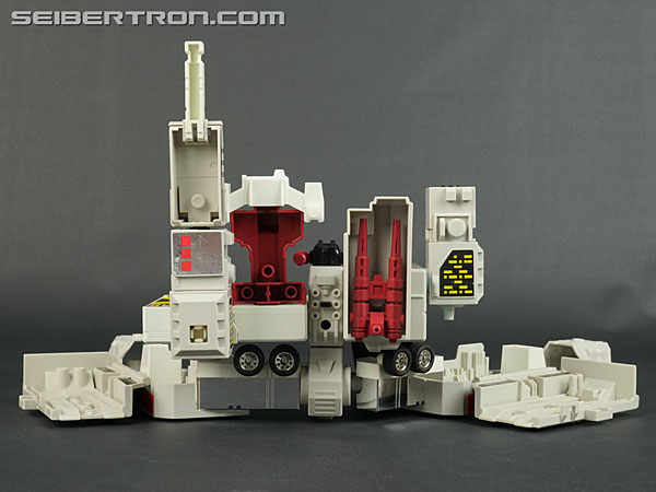 Transformers G1 1986 Metroplex (Metroflex) (Image #26 of 97)