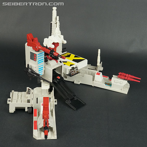 Transformers G1 1986 Metroplex (Metroflex) (Image #33 of 97)