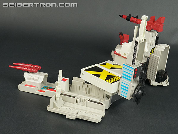 Transformers G1 1986 Metroplex (Metroflex) (Image #36 of 97)