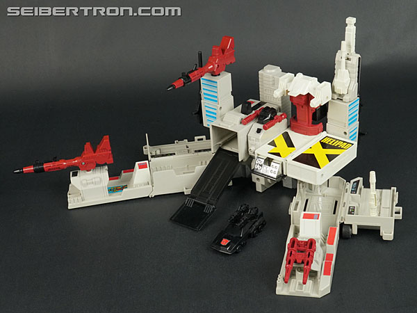 Transformers G1 1986 Metroplex (Metroflex) (Image #38 of 97)