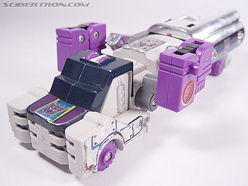 Transformers G1 1986 Octane (Octone) (Image #13 of 62)