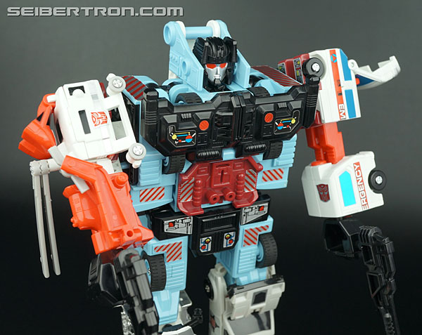 transformers g1 defensor toy