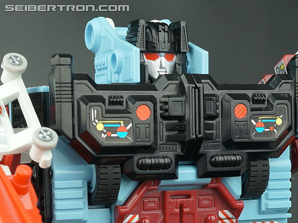 transformers g1 defensor toy