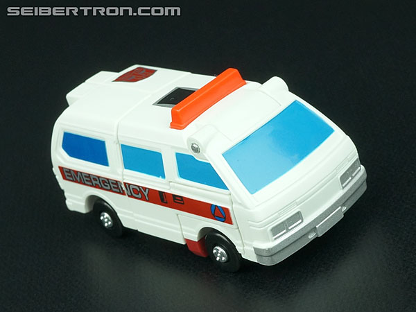 Transformers G1 1986 First Aid Toy Gallery (Image #17 of 78)