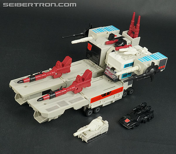 Transformers G1 1986 Scamper (Image #28 of 84)