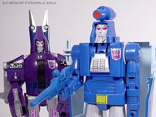 Transformers G1 1986 Scourge (Image #34 of 70)