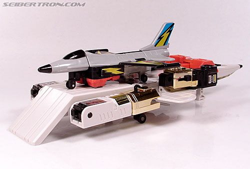 Transformers G1 1986 Skydive (Image #16 of 76)