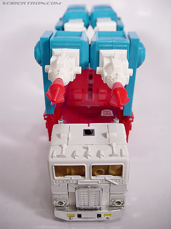 Transformers G1 1986 Ultra Magnus (Reissue) (Image #12 of 46)