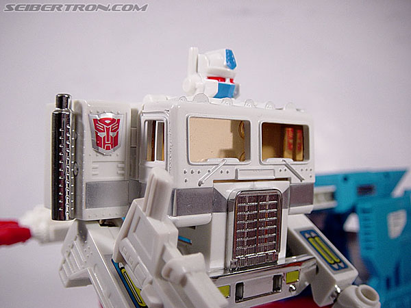 Transformers G1 1986 Ultra Magnus (Reissue) (Image #24 of 46)