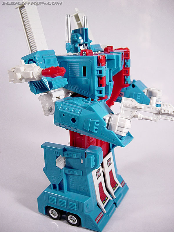 Transformers G1 1986 Ultra Magnus (Reissue) (Image #37 of 46)