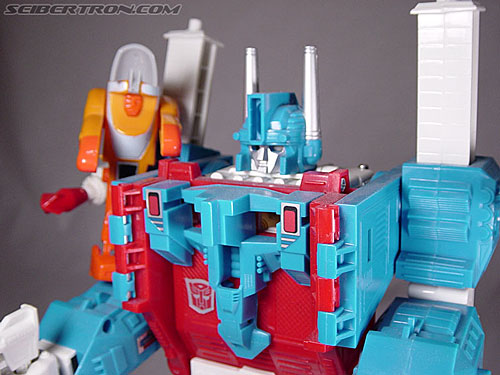 Transformers G1 1986 Wheelie (Reissue) (Image #83 of 89)